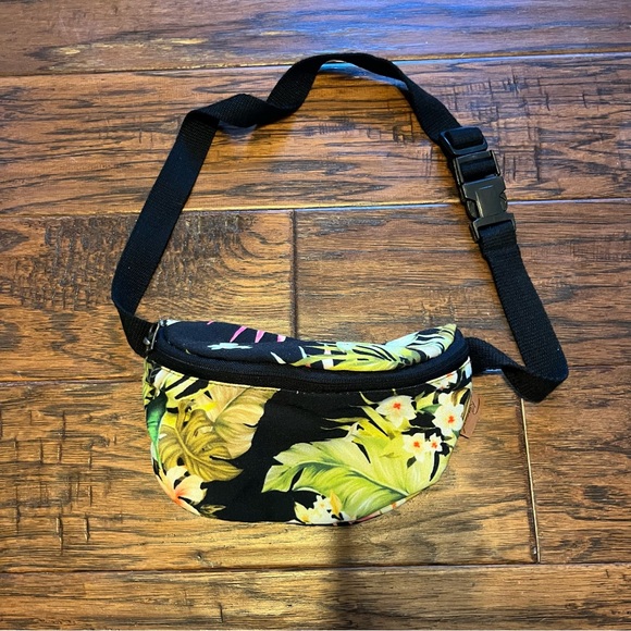 Floral Print Fanny Pack - Picture 1 of 5
